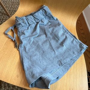 Lululemon ON THE FLY shorts